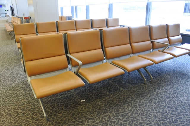 いす(待ち合い・ビニール)